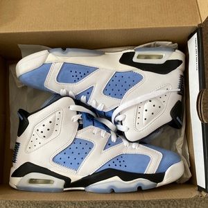 Boys Jordan’s brand new with box size 4